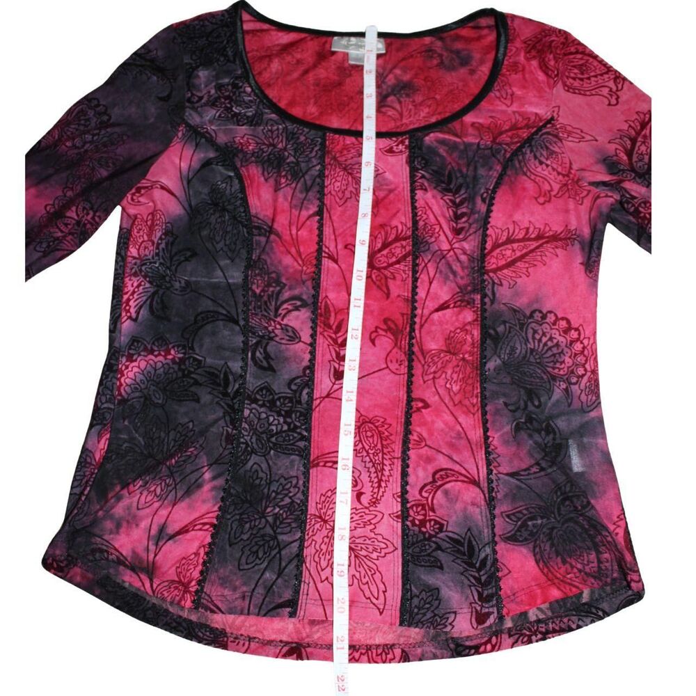 Dressbarn Women's Red and Black Blouse - Picture 6 of 8